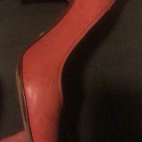 J Crew salmon colored pumps w/ leather upper -9 - Picture 3 of 6
